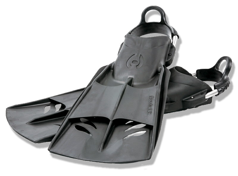 Do the Hollis F2 fins have special features on their strap mounts and heel straps?